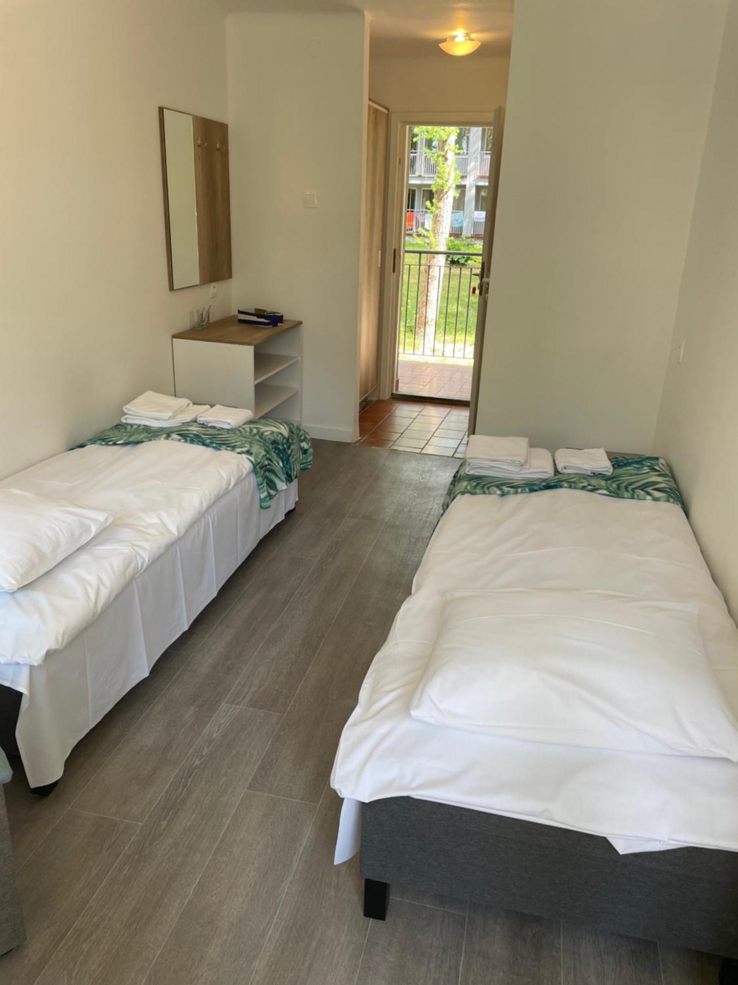 Domki Osrodek Wypoczynkowy Neptun Hotell Ujście-Darłowskie Exteriör bild