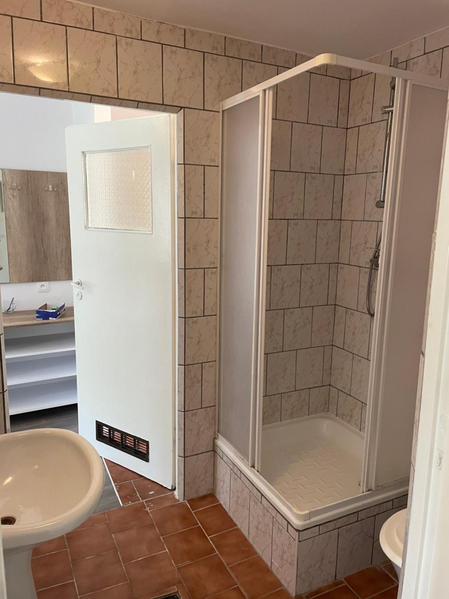 Domki Osrodek Wypoczynkowy Neptun Hotell Ujście-Darłowskie Exteriör bild